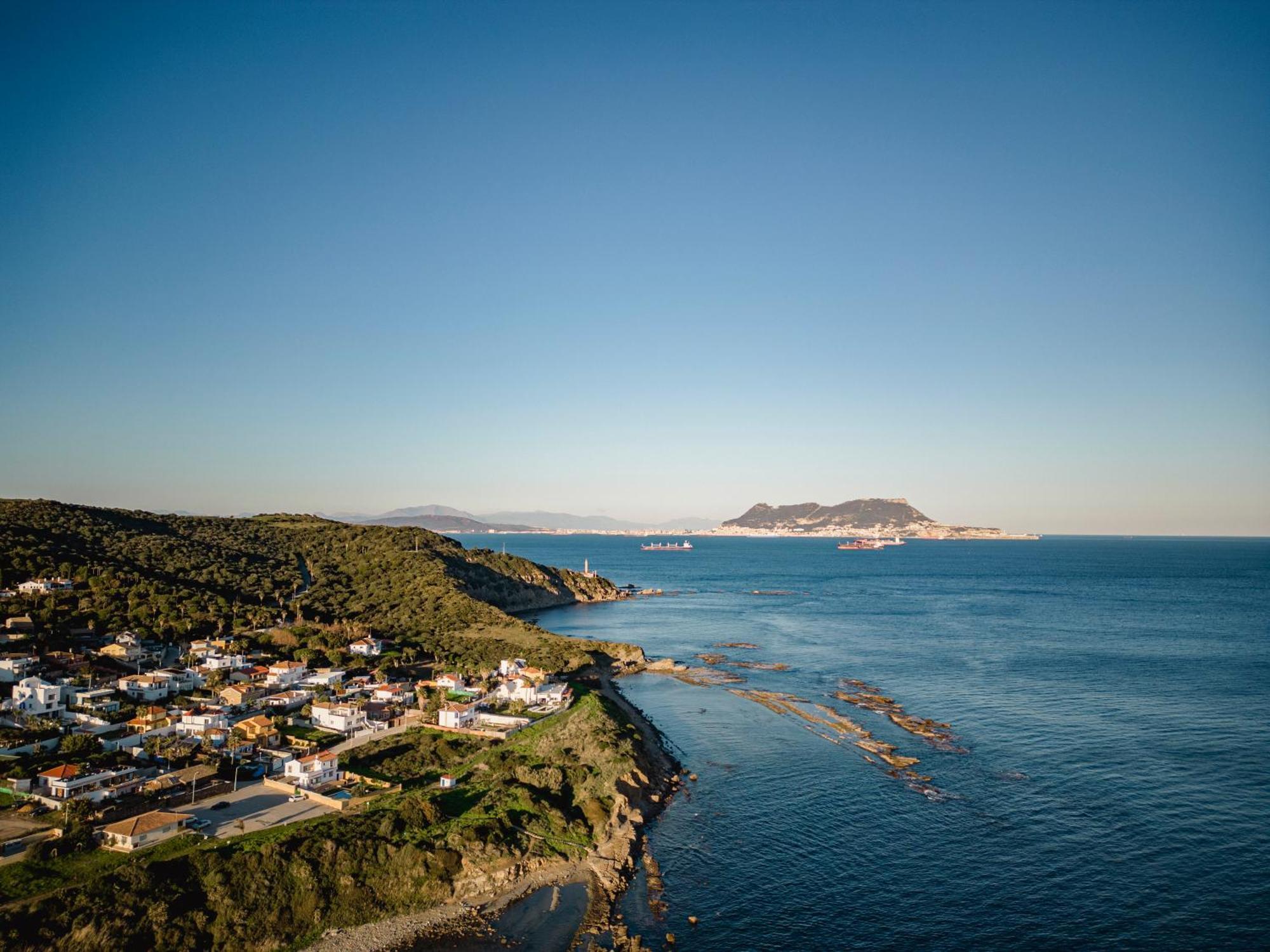 Increible Villa De Madera Con Vistas Al Mar Algeciras Bagian luar foto